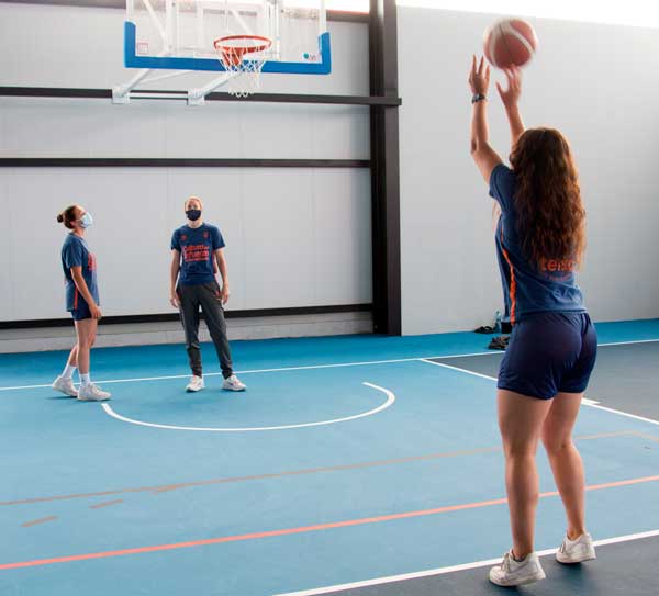 Alumna Programa Academy Valencia Basket Mas Camarena. - Arranca la segunda edición del Programa de L’Alqueria Academy y el Colegio Mas Camarena