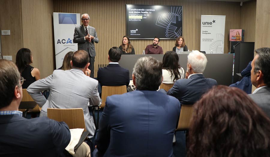 unie 4 - Los asociados de ACADE visitaron la sede de UNIE en Madrid