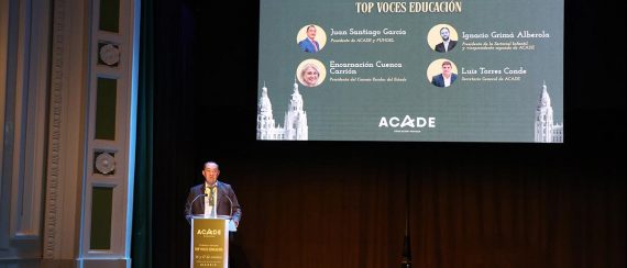 Juan santiago horizontal web 570x244 - Home