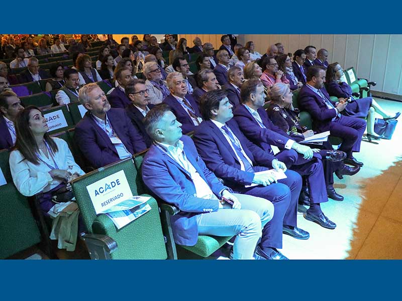 TOP Voces Educacion 2025 15 - El presidente de ACADE calificó de “auténtica aberración” el nuevo Real Decreto de universidades en la inauguración de Top voces Educación