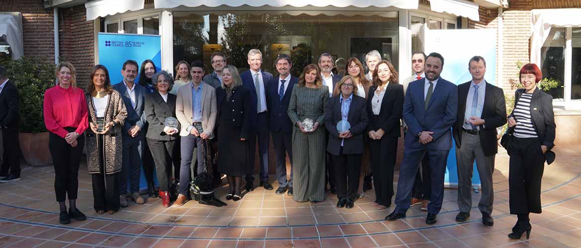 El British Council reconoció a NABSS en los UK–Spain British Council Awards premio nabss familia - El British Council reconoció a NABSS en los UK–Spain British Council Awards