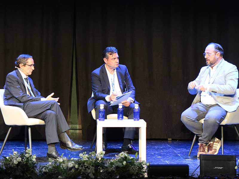 mesa victor2 - &#x1f4f8; Top Voces Educación en imágenes. Descubre todo lo que nos motivó