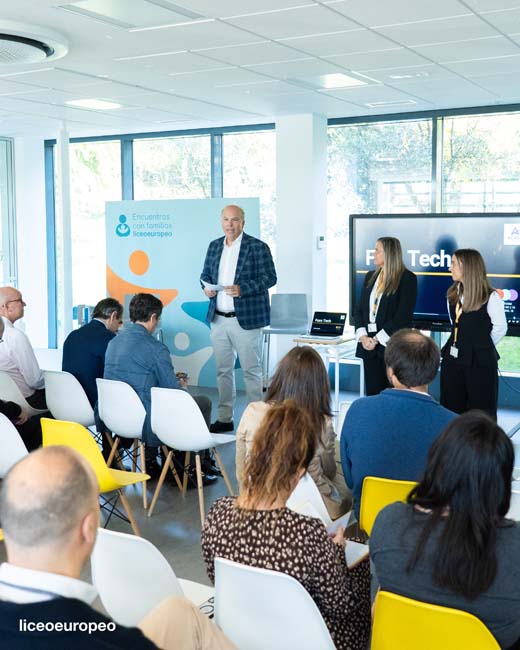 Celebrado el Foro Tech IA del Club de Excelencia e Innovaci&oacute;n en el colegio Liceo Europeo